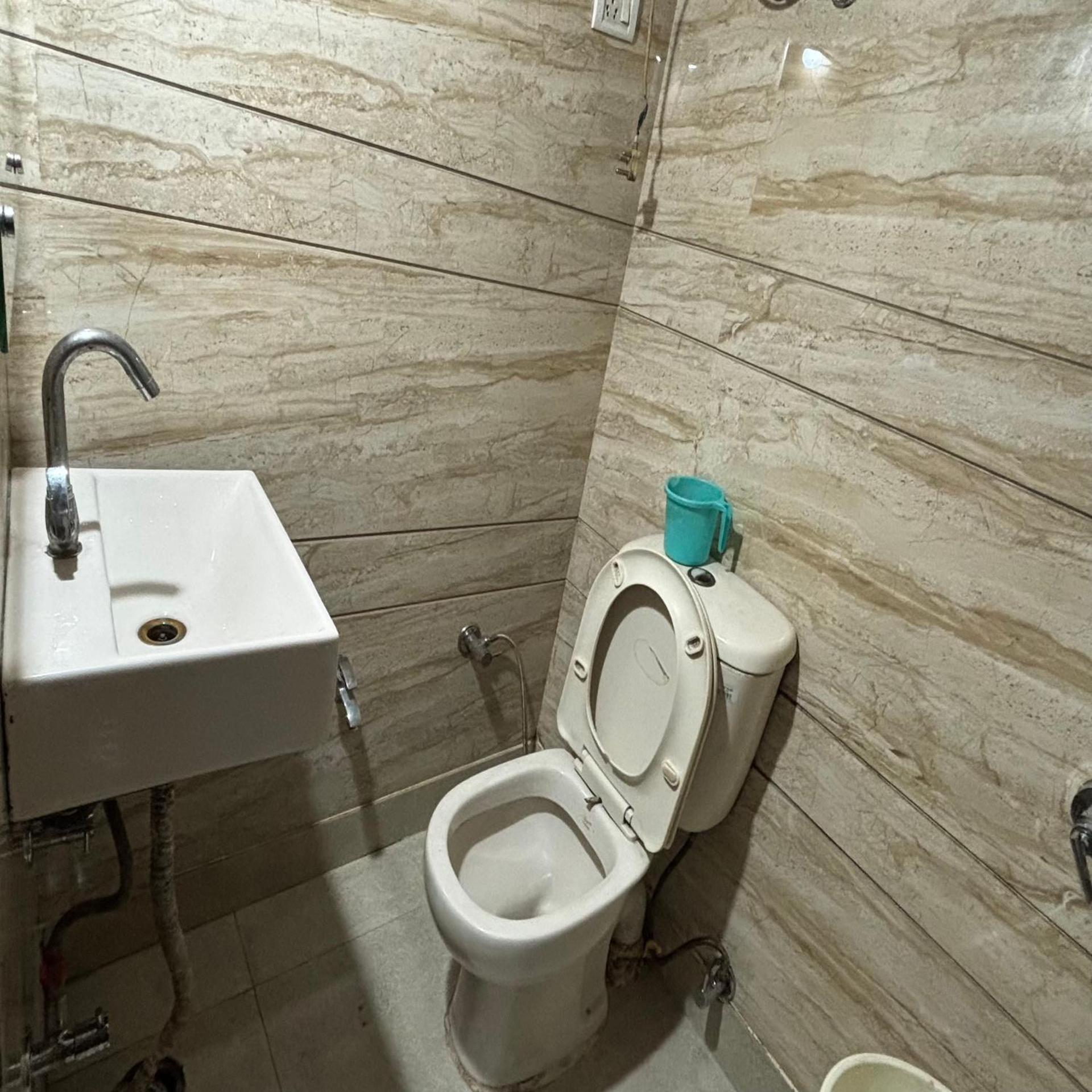 Hotel Pk International Near By New Delhi Station I Couple Friendly Room photo